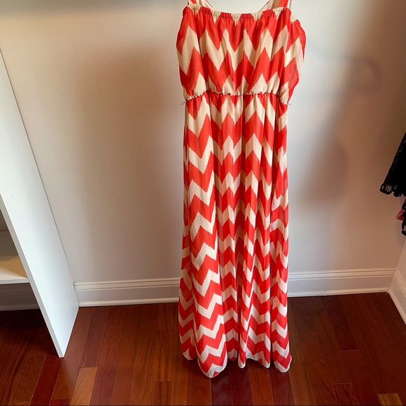 Jessica Howard Orange Chevron Maxi Dress - Picture 2 of 5
